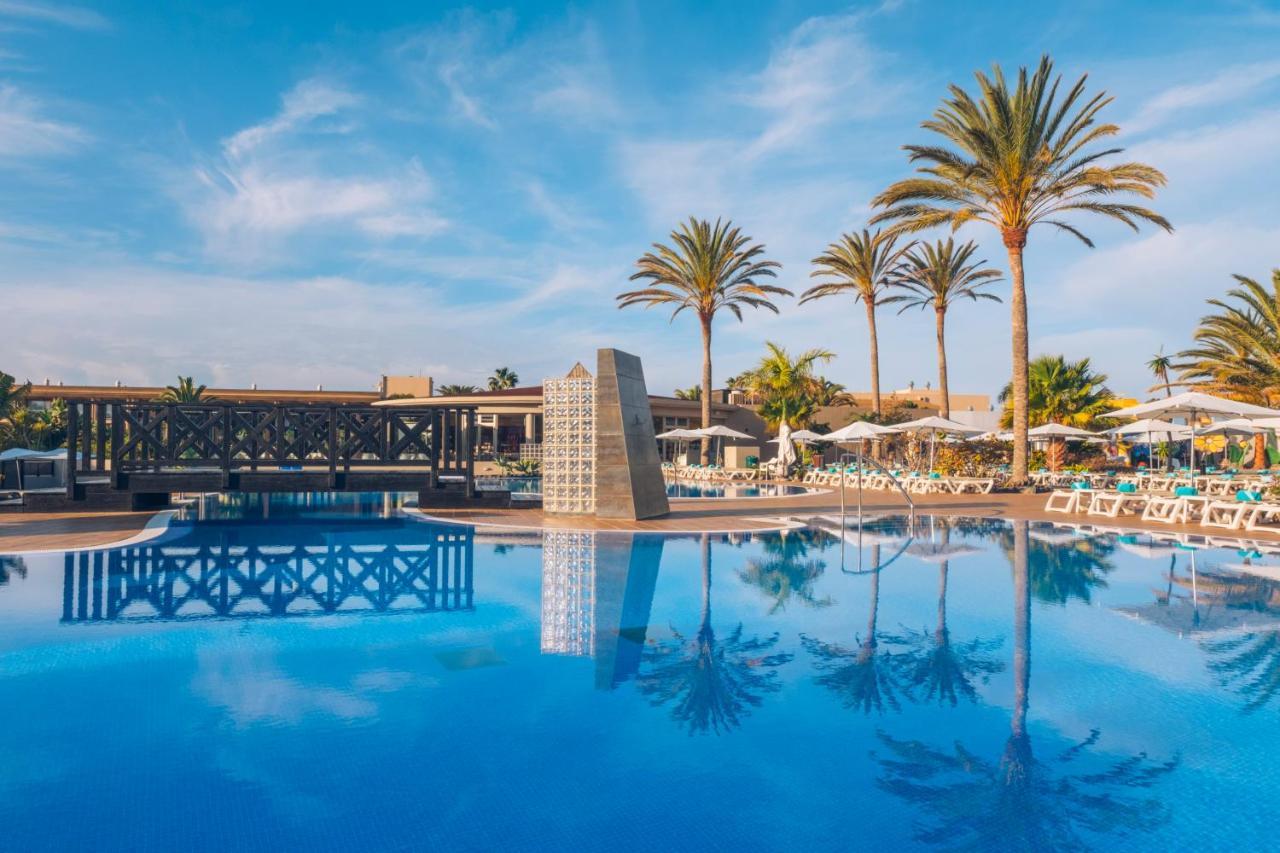 Iberostar Waves Gaviotas Park Hotel