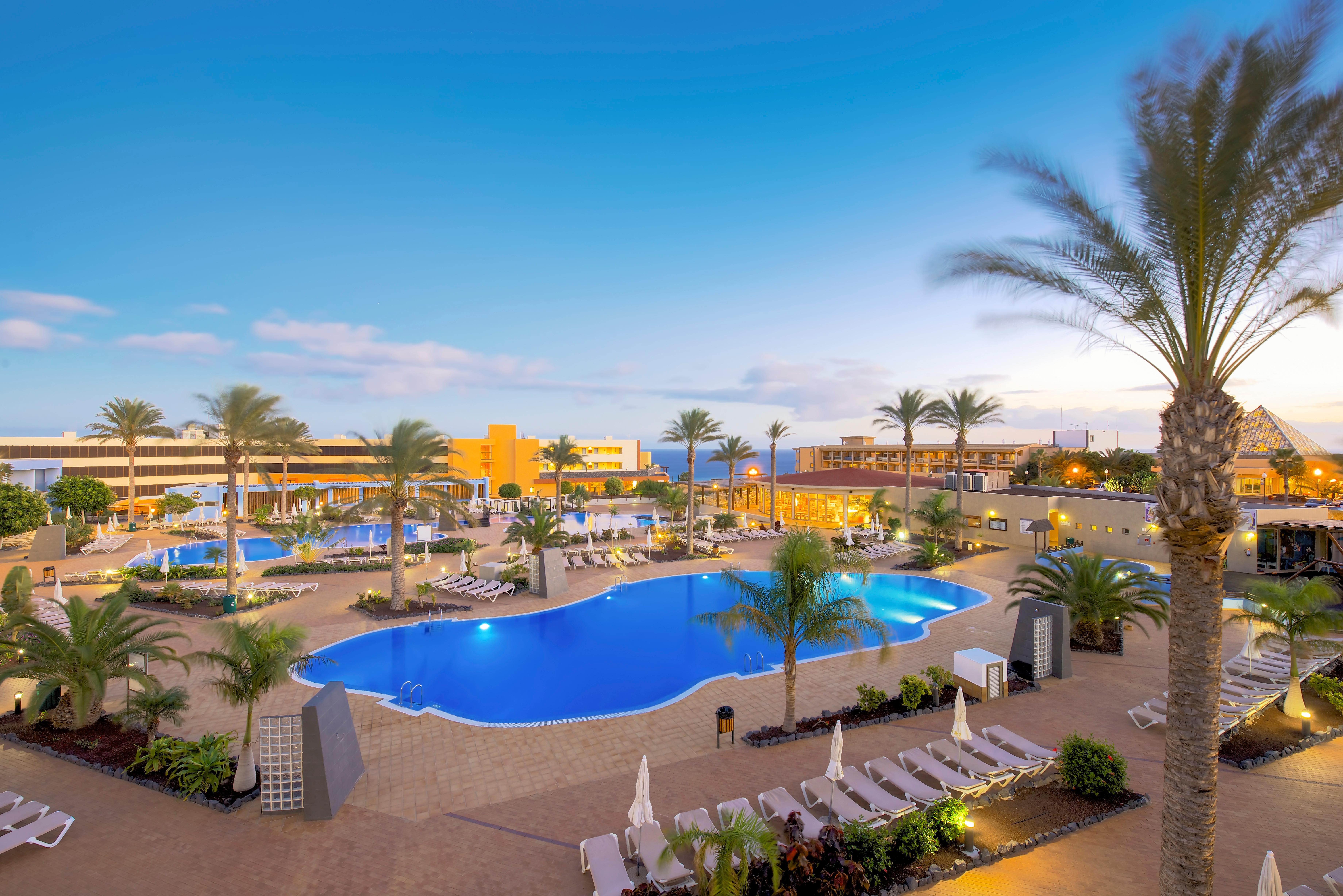 Iberostar Waves Gaviotas Park Hotel