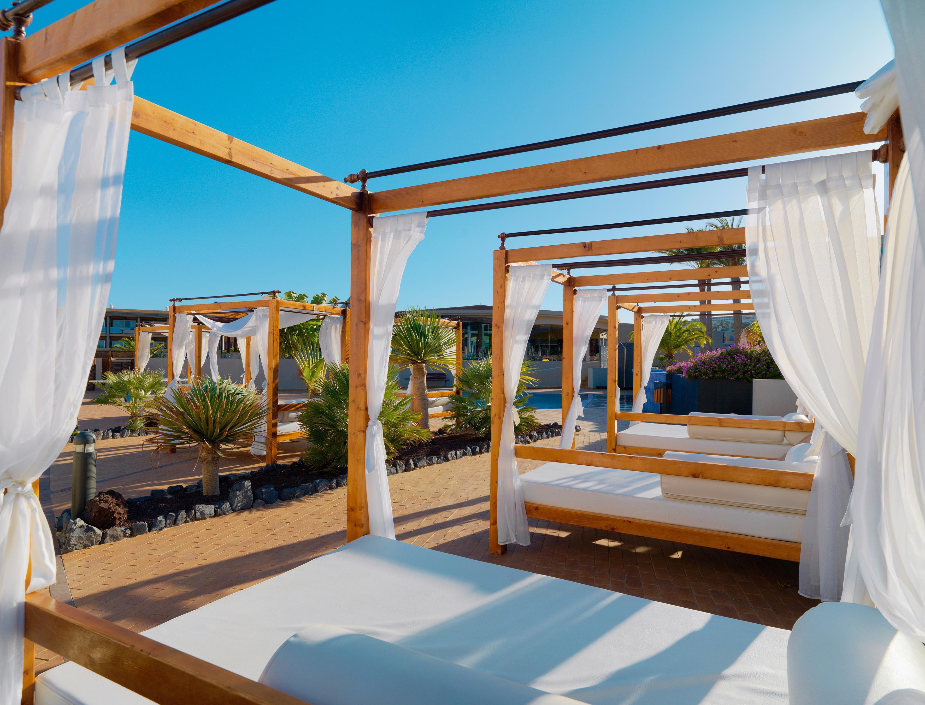 Iberostar Waves Gaviotas Park Hotel 4*